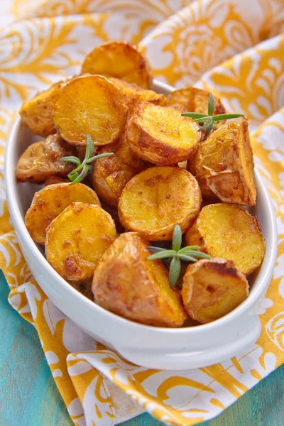 Ofenkartoffeln mit Rosmarin — Stockfoto