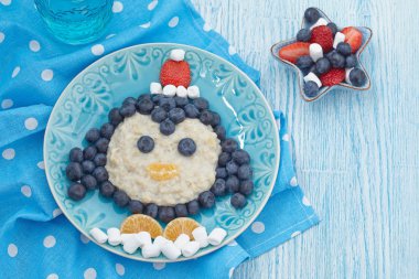 Çocuklar kahvaltı püresi