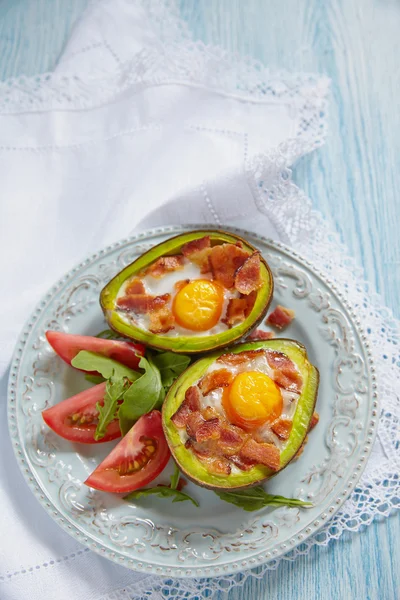 Avocado Egg Boats with bacon — Stock Photo, Image