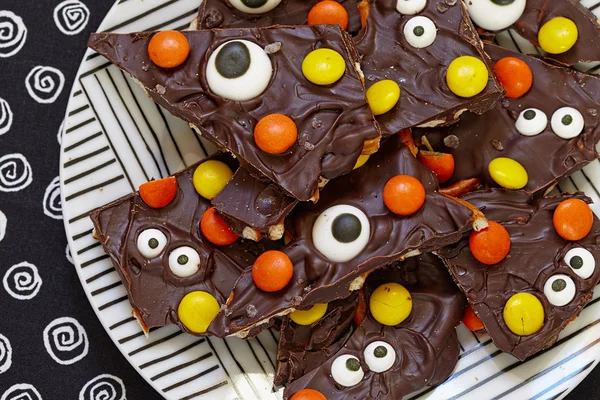 Corteza de monstruo de Halloween salada — Foto de Stock