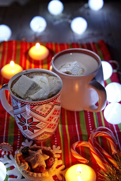 Horká čokoláda s marshmallows — Stock fotografie