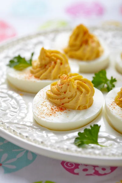 Deviled eggs with smoked paprika — Stock Photo, Image