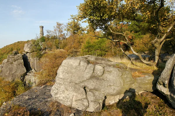 Wieża widokowa z kamienia — Zdjęcie stockowe