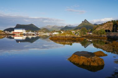 Kuzey Kutup dairesi içinde vahşi ve güzel doğa