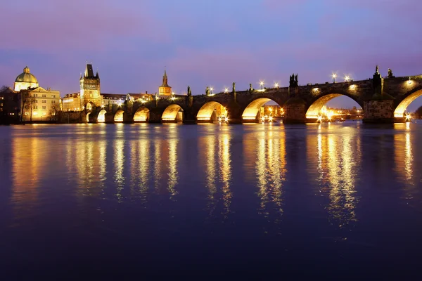 Karelsbrug in Praag — Stockfoto