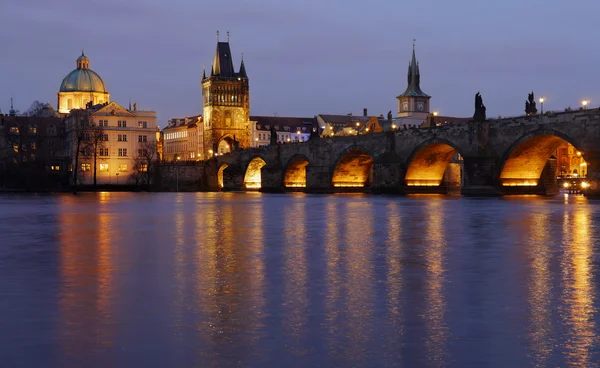Charles Köprüsü ve Prag Kulesi