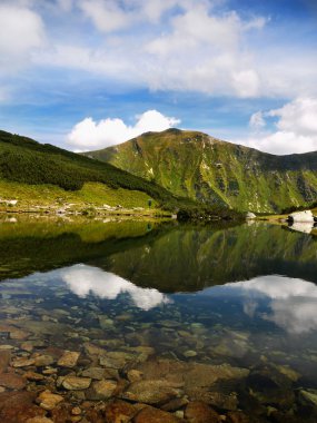 Dağlar doğal manzara, Mavi Göl