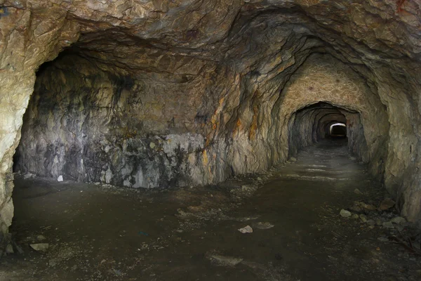 Tunnel old quarry — Stock Photo, Image