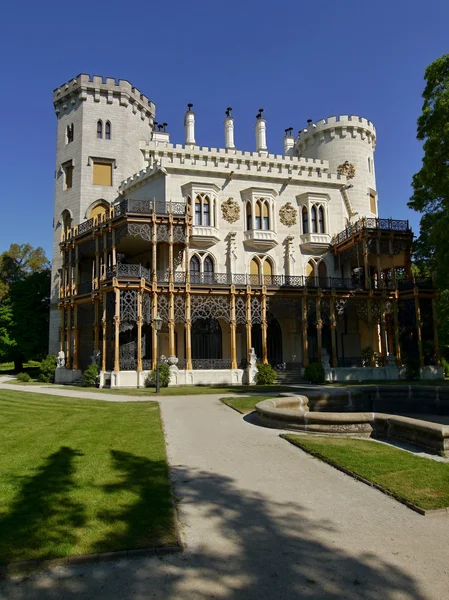 Romantyczny zamek Hluboka — Zdjęcie stockowe
