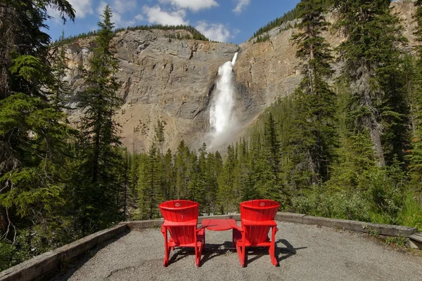 Takakkaw Falls Yoho Milli Parkı'nda