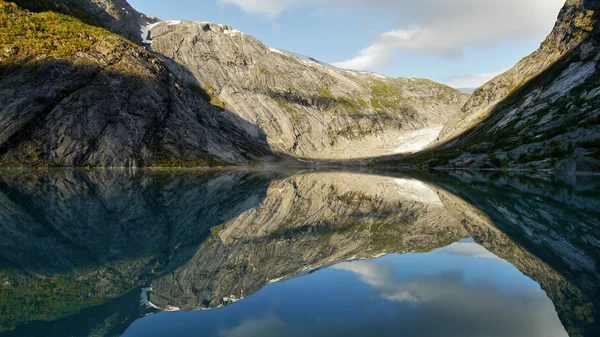 Jezero odraz - Norsko — Stock fotografie