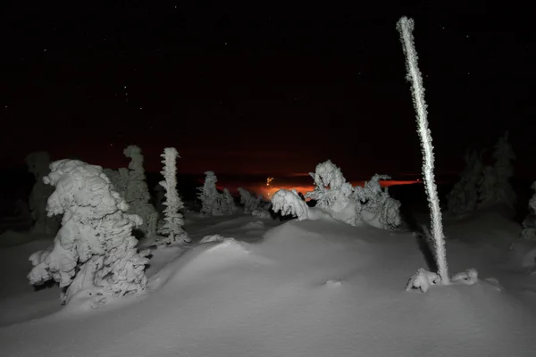 Bergen winternacht — Stockfoto