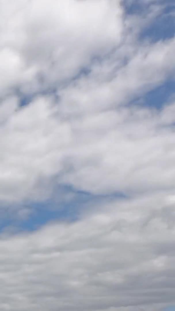 นหล งของ Cloudscape วโลก องฟ เมฆส ขาว เมฆส ขาวป อนฟ — วีดีโอสต็อก