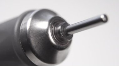 Test bitli manikür matkabı. Makro atış. Döndürme. 4K