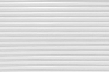 Geometrik paralel çizgilerle soyut beyaz çizgili arka plan. Açık gri desenli, ince tozlu yüzey