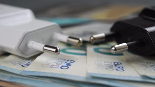 Avrupa Banknotlarının Elektrik Prizleri Kapanıyor Kredi Kartları Bulanıklaşıyor Elektrik Tüketimi — Stok video