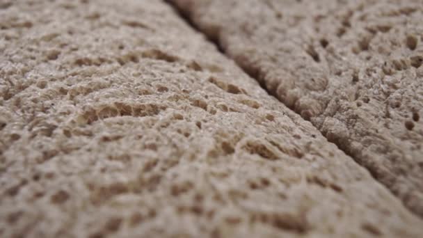 Biologisch Krokant Brood Met Glutenvrije Boekweit Knäckebroden Met Een Poreuze — Stockvideo