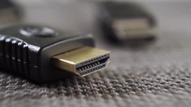 HDMI tıkaçlarını kapat. Adaptör. Yüksek çözünürlüklü Multimedya Arayüz Ekipmanı. Makro. Dolly vurdu..