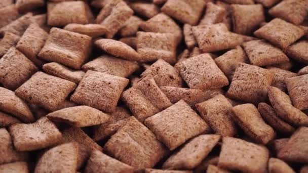 Céréales Sèches Tampons Chocolat Brun Pour Petit Déjeuner Nutritif Ferme — Video