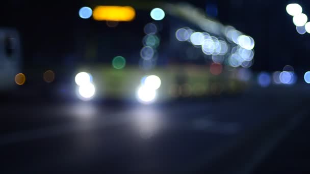 移动交通灯的失焦镜头 — 图库视频影像