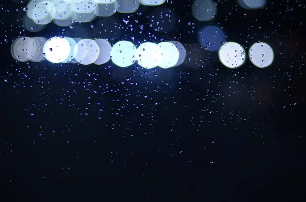 디지털 물방울을 유리를 보이는 라이트 — 스톡 사진