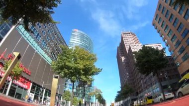 İnsanları sokağa taşıma görüntülerini hızlandırır