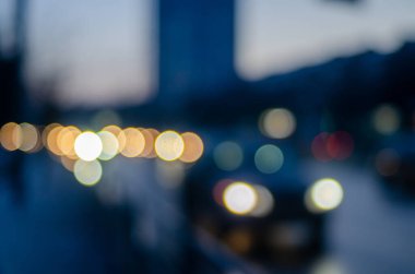 Renkli trafik ışıklarının odaklanmış görüntüsü