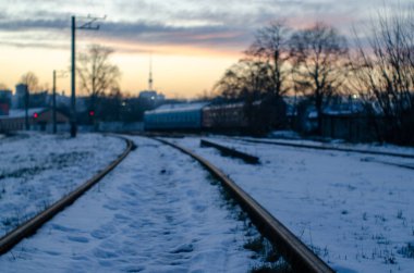 Kışın tren rayları