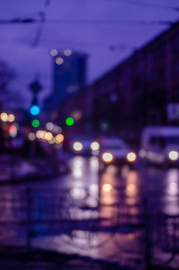 Renkli trafik ışıklarının odaklanmış görüntüsü