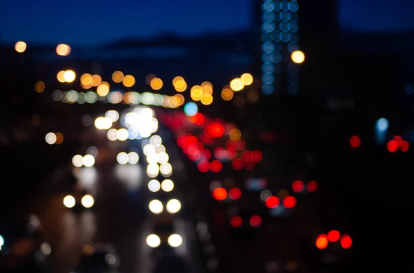 Renkli trafik ışıklarının odaklanmış görüntüsü