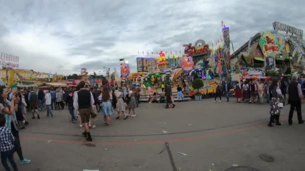Imágenes Personas Feria Durante Día Nublado — Vídeos de Stock