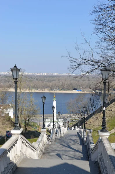 Trap Mariinskiy Park Zonlicht Kyiv Ukraine — Stockfoto