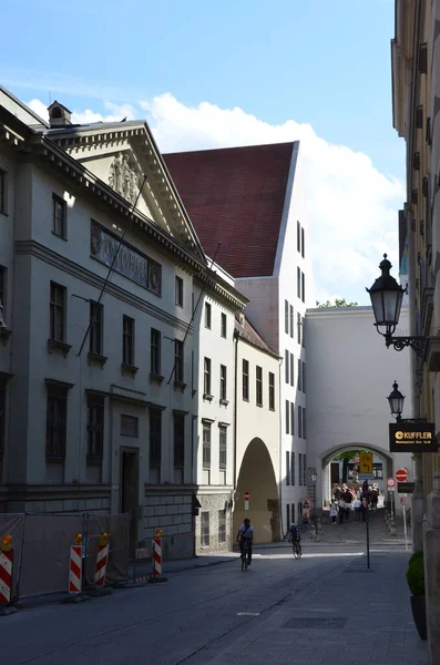 Uitzicht Straatbeeld Stad Bij Daglicht — Stockfoto