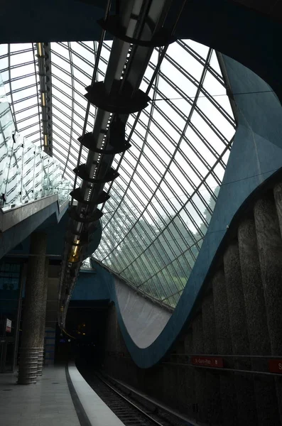 Modern Railway Station Interior Glass Window Ceiling — Zdjęcie stockowe