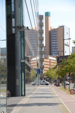 Şehir sokak sahnesi, mimari seyahat çekimi.