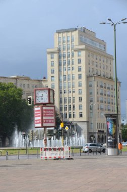 Şehir sokak sahnesi, mimari seyahat çekimi.