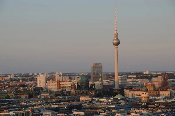 Vista Arquitetura Pôr Sol Berlin Cena Cidade — Fotografia de Stock