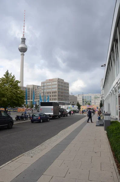 Blick Auf Die Straßenszene Der Stadt Bei Tageslicht — Stockfoto