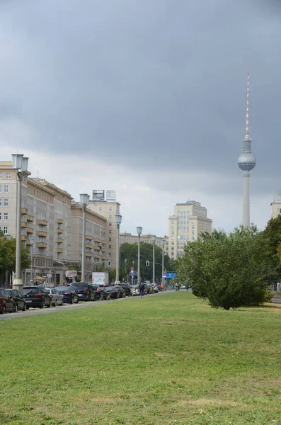 Berlínská Městská Pouliční Scéna Auty Německo — Stock fotografie