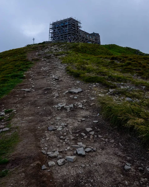 Malerischer Blick Auf Die Architektur Auf Einem Hügel Einer Wunderschönen — Stockfoto
