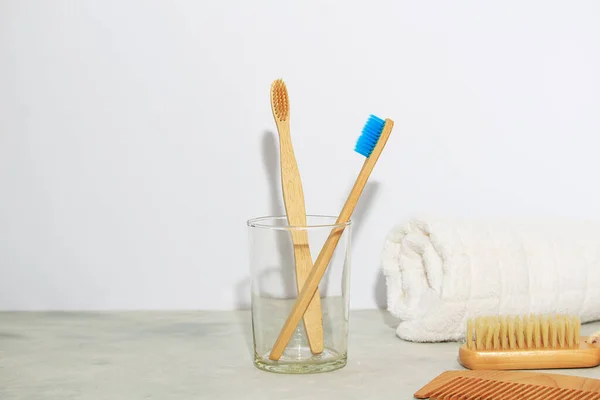 Eco Bamboo Tooth Brushes Glass White Towe Nail Brush White — Stock Photo, Image