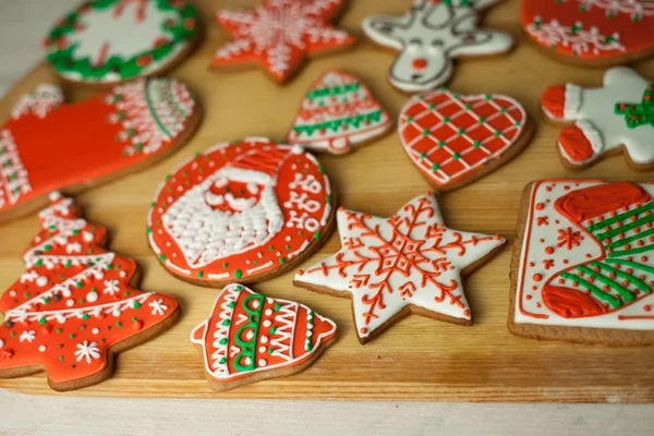 Biscuits de Noël et jouets rétro faits main — Photo