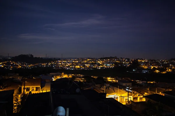 Mütevazı gece görünümü