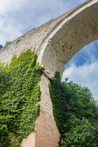 Ruínas Arco Romano Ponte Augusto Narni Terni Úmbria Restos Ponte — Fotografia de Stock