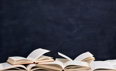 Kitap ön yazı tahtası