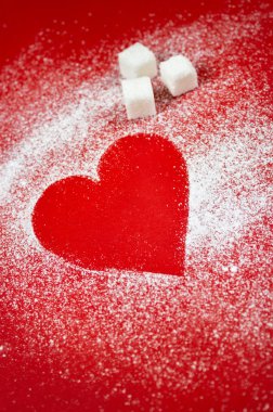 şeker kalp yapılan