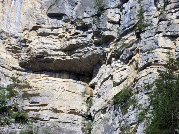 Pedras Rochas Cânion Riacho Alpino Giessbach Parque Natural Homônimo Brienz — Fotografia de Stock