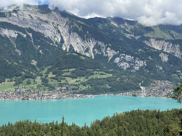 Lago Brienz Entre Las Cadenas Montañosas Los Alpes Emmentales Los —  Fotos de Stock