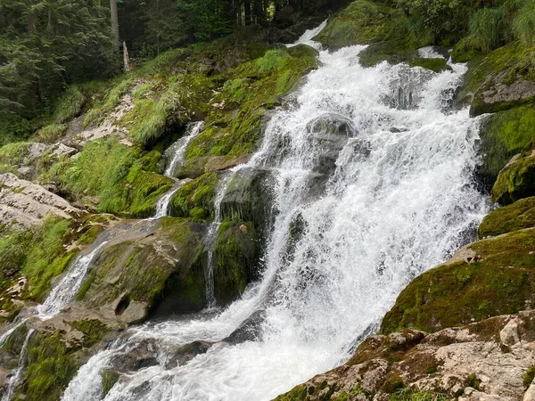 Giessbach Falls Eponymous Nature Park Lake Brienz Giessbachfalle Giessbachfaelle Gleichnamigen — Φωτογραφία Αρχείου