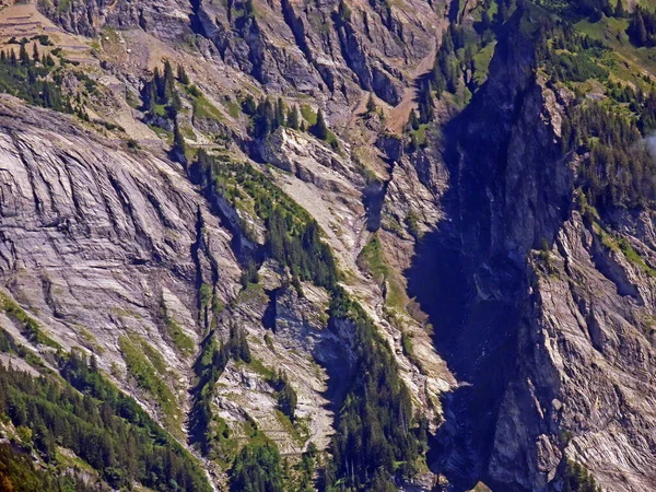 Gevolgen Van Weersomstandigheden Het Brienzermeer Brienzersee Het Bergmassief Van Emmentaler — Stockfoto